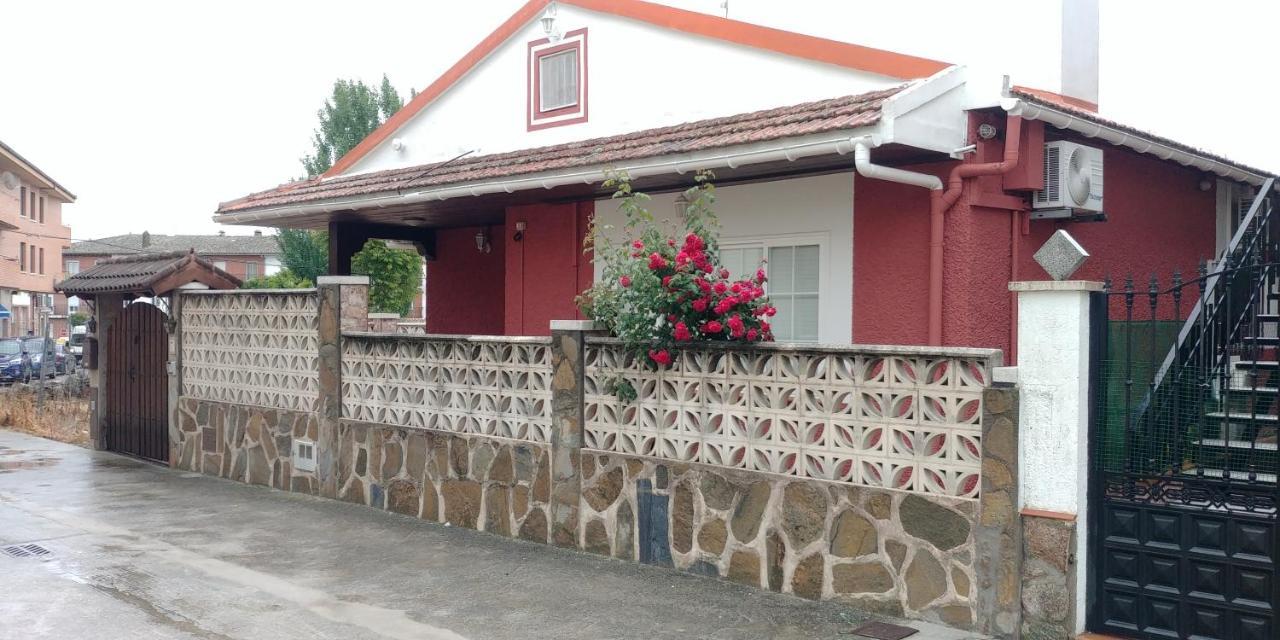 La Casita De Lola Villa Sotillo de la Adrada Eksteriør billede